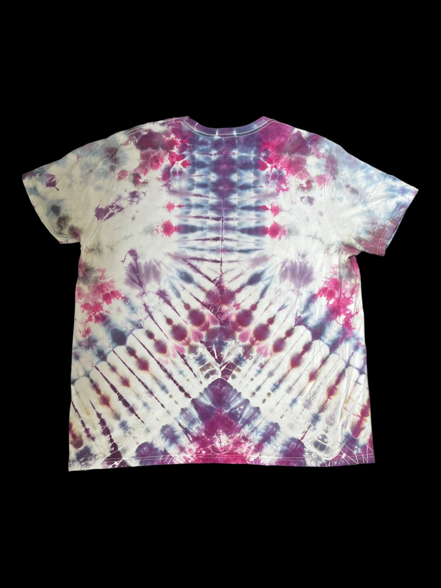 XXL V-Pleat Unisex Tee